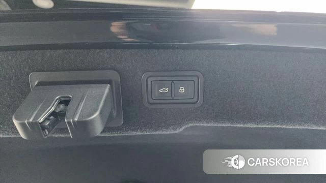 Audi A8 (D5) id 4775497 из Кореи 7