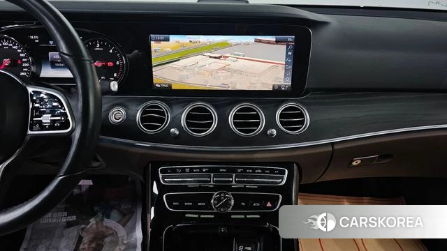 Mercedes-Benz E-Class W213 id 4351182 из Кореи 7