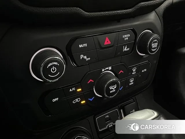 Jeep Renegade id 3226347 из Кореи 7