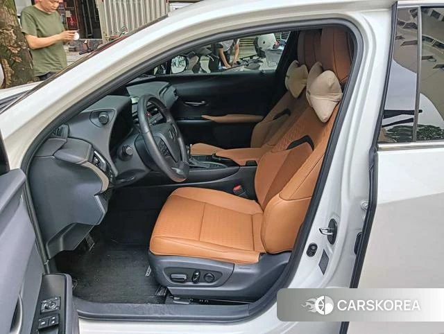 Lexus UX id 4262094 из Китая 7