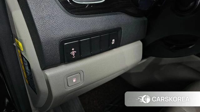 Kia The New Carnival id 3955641 из Кореи 7