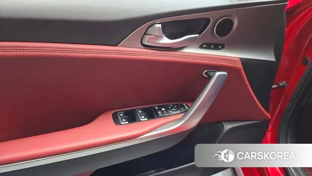 Kia Stinger id 3313102 из Кореи 7