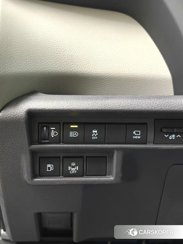 Toyota Grevia id 4290448 из Китая 7