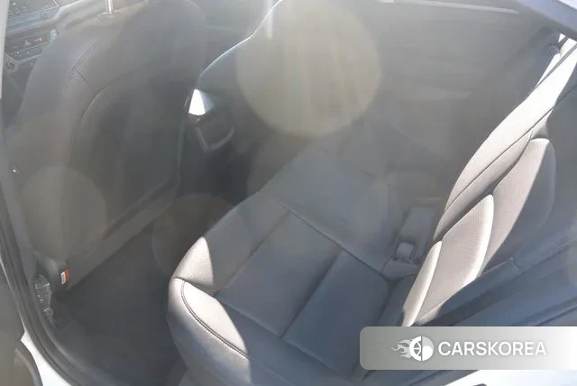 Hyundai Avante AD id 3522969 из Кореи 7