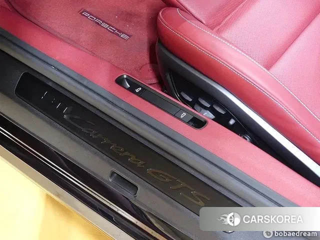 Porsche 911(992) id 3011010 из Кореи 7