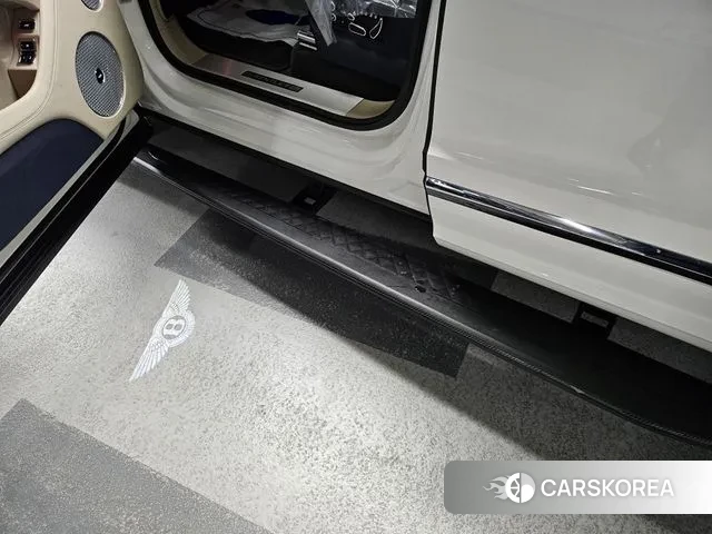 Bentley Bentayga id 3570689 из Кореи 7