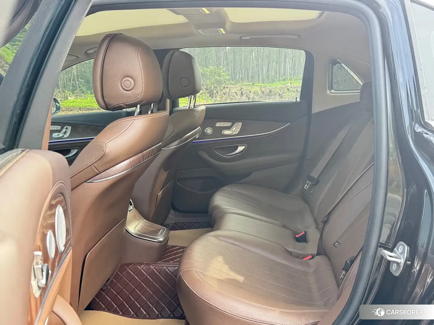 Mercedes-Benz E-Class id 4674276 из Китая 7