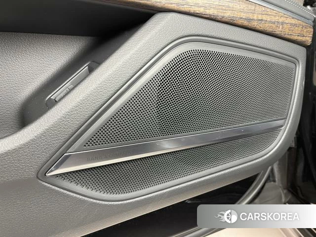 Audi A8 id 4240805 из Китая 7