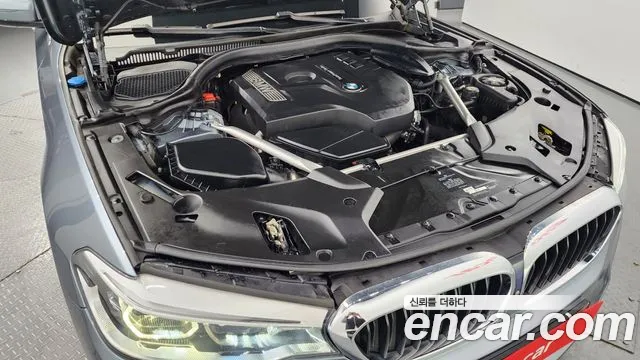 BMW 5 Series (G30) id 2654068 из Кореи 7