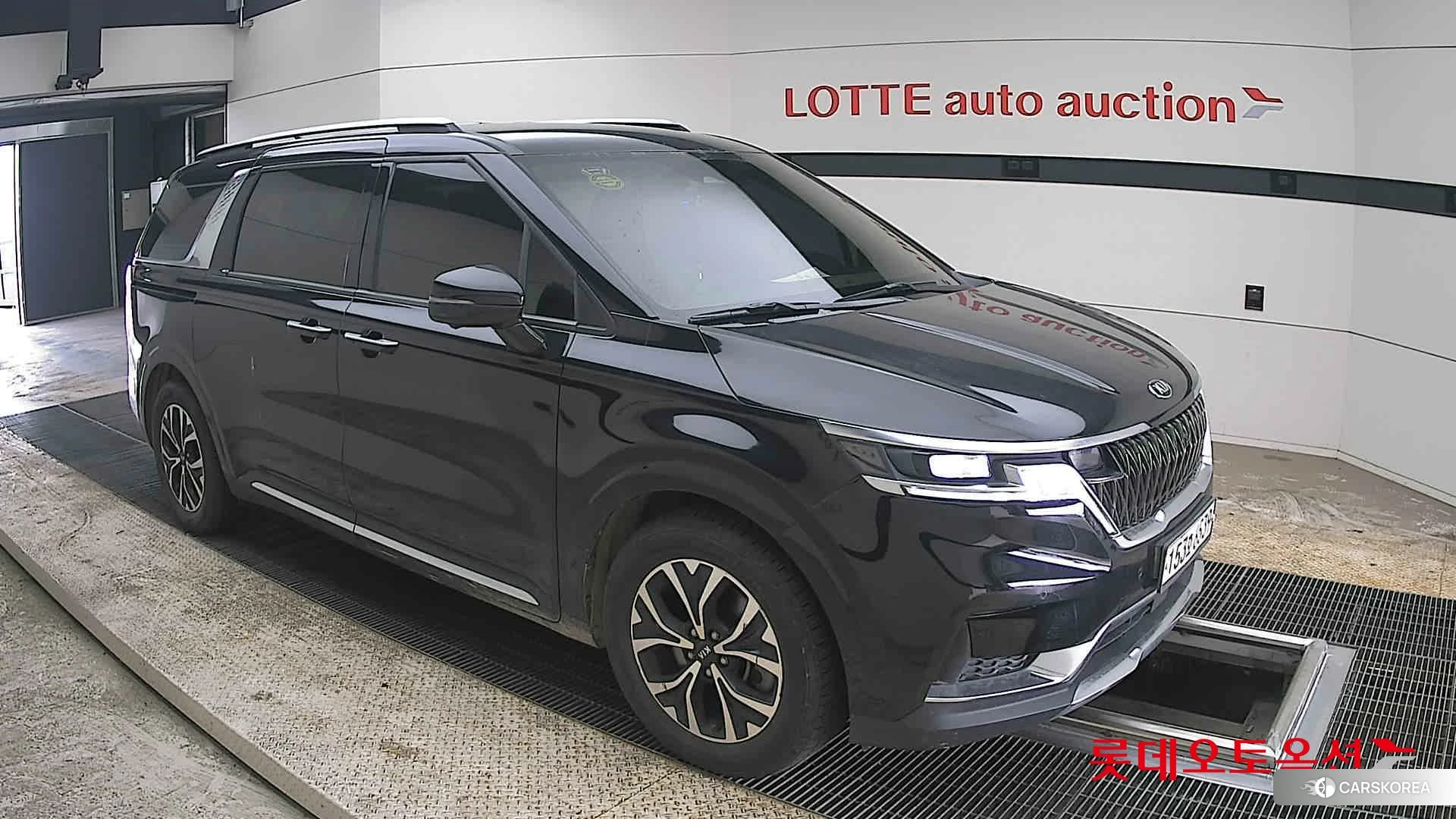 Kia Carnival id 3888387 из Кореи 7