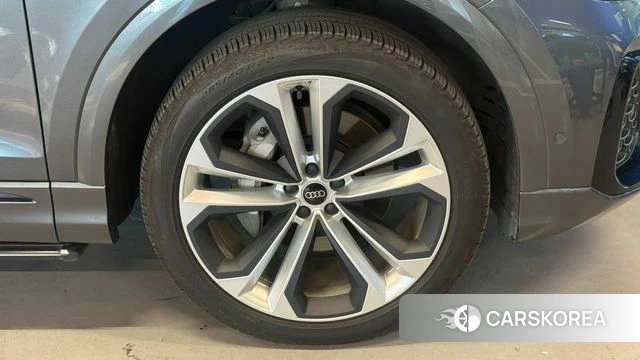 Audi Q8 (4M) id 4767443 из Кореи 7
