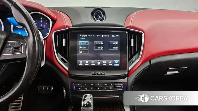 Maserati Ghibli id 3402633 из Кореи 7