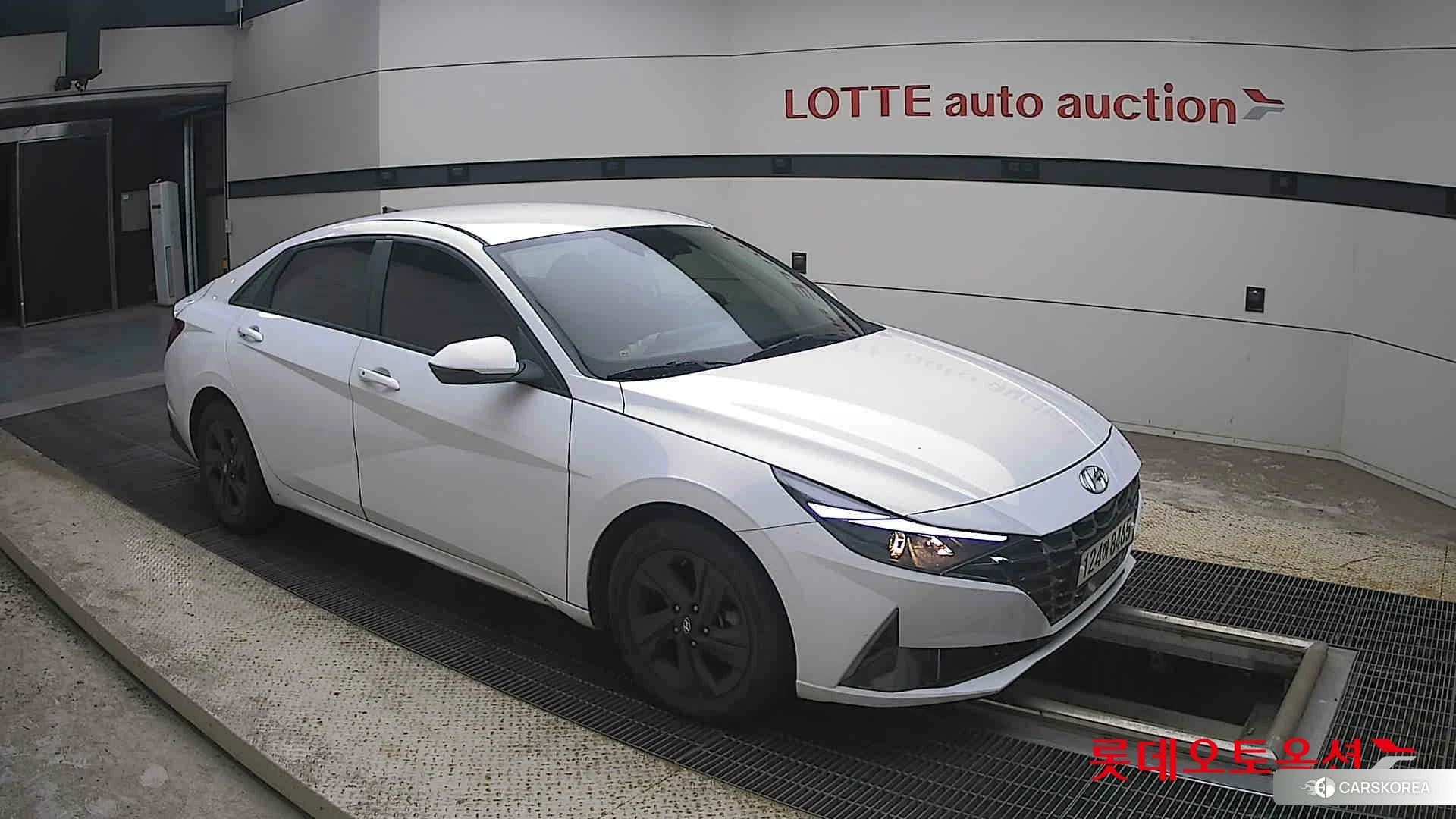 Hyundai Avante Hybrid id 4902379 из Кореи 7