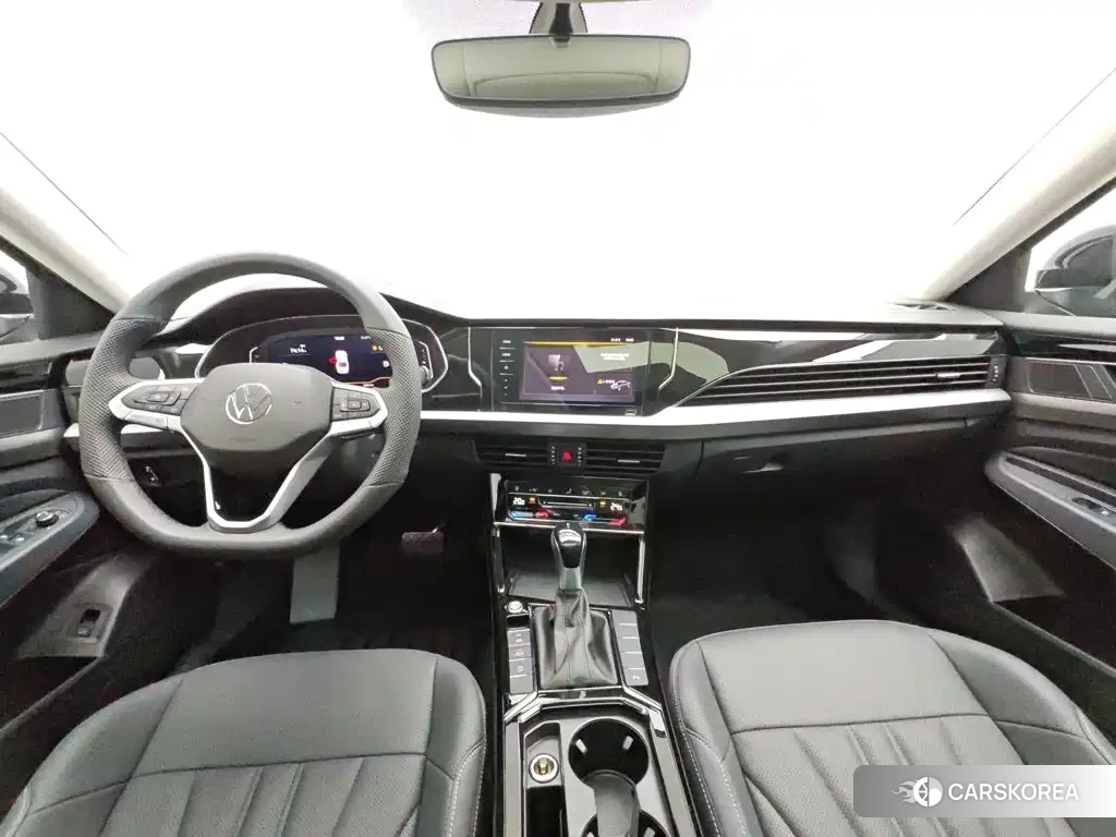 Volkswagen Passat id 4576564 из Китая 7
