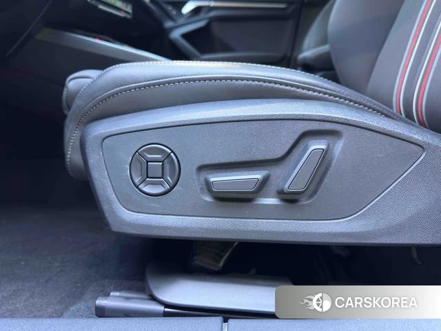 Audi A3 id 4392085 из Китая 7