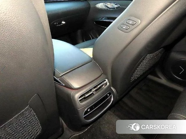 Genesis GV70 id 4711978 из Кореи 7