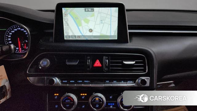 Genesis G70 id 3795797 из Кореи 7