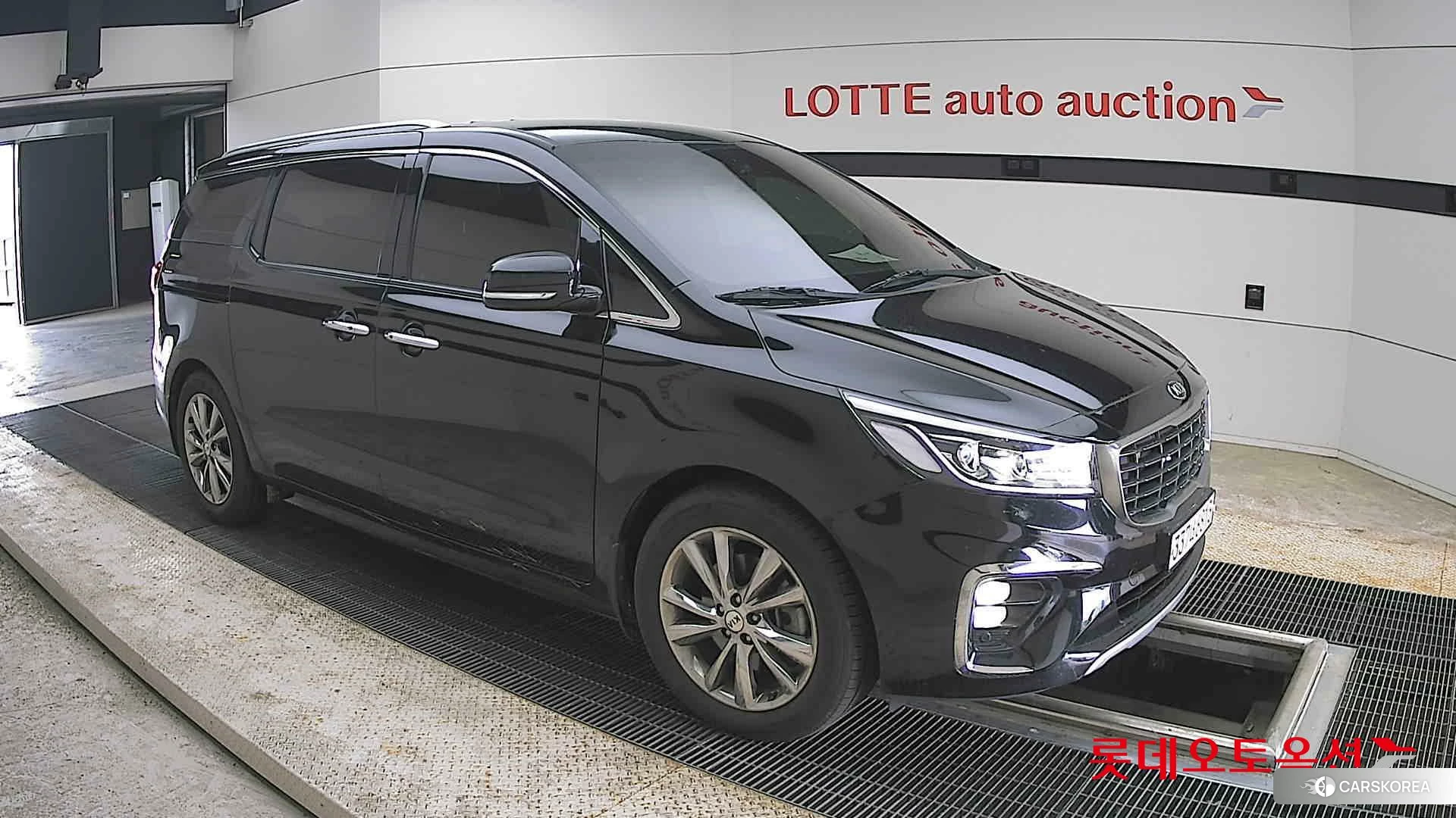 Kia Carnival id 4312630 из Кореи 7