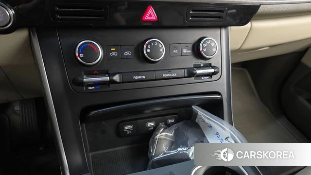 Kia Carnival 4th generation id 3964749 из Кореи 7