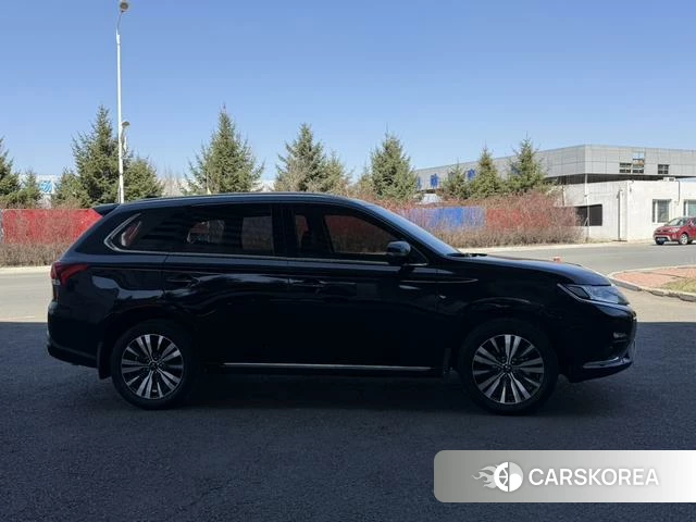 Mitsubishi  Outlander id 4254013 из Китая 7