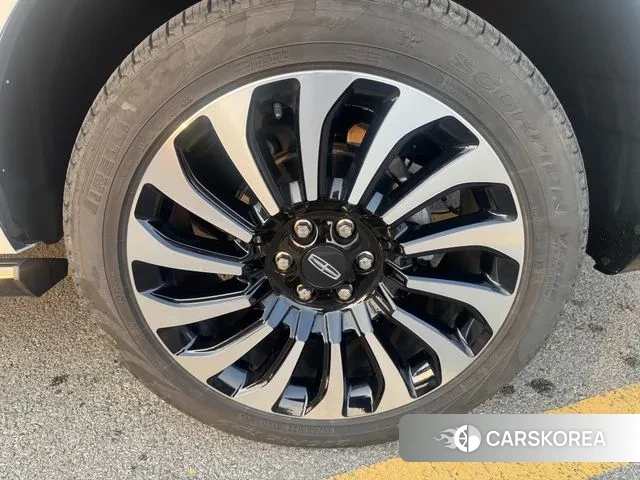 Lincoln Navigator 4th generation id 3600063 из Кореи 7