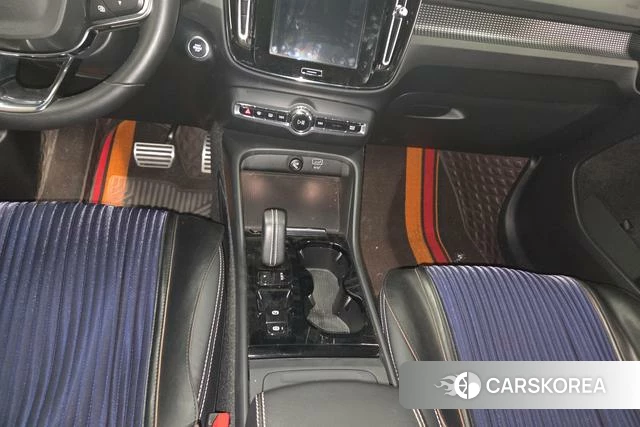 Volvo XC40 id 4242447 из Китая 7