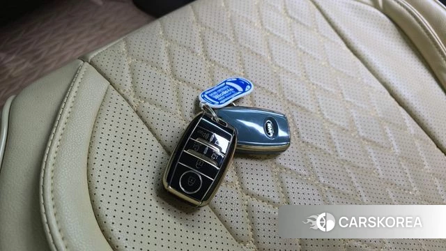 Kia The New Carnival id 4770148 из Кореи 7