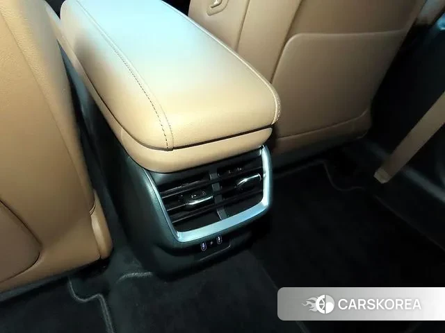 Hyundai Grandeur (GN7) id 3437382 из Кореи 7