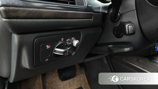 Audi New A6 id 4595881 из Кореи 7