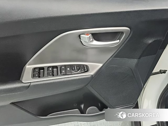 Kia Niro Plus id 4731039 из Кореи 7