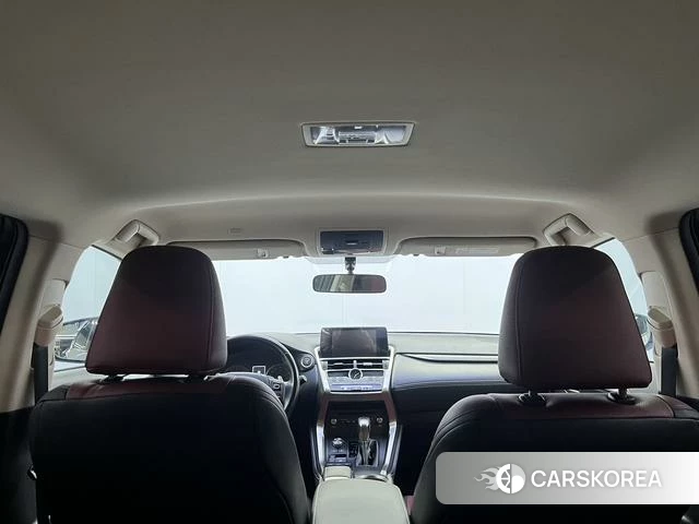 Lexus NX id 4277220 из Китая 7