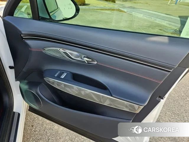 Genesis GV70 id 3665566 из Кореи 7