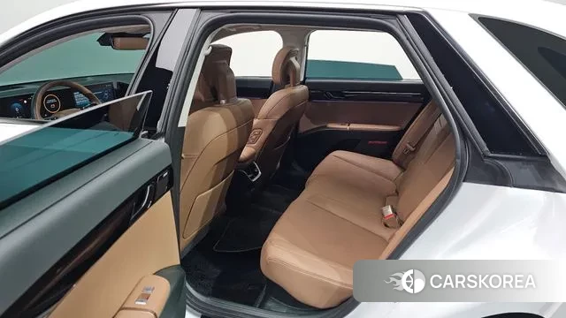 Hyundai Grandeur Hybrid (GN7) id 3689816 из Кореи 7