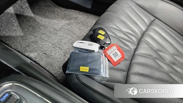 Genesis G90 (RS4) id 4230992 из Кореи 7