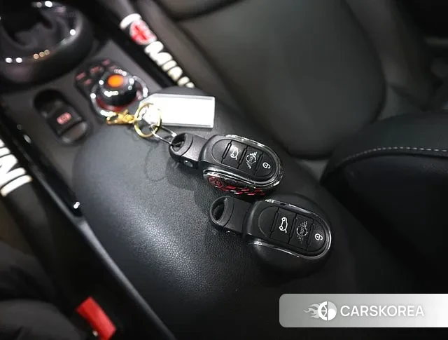 Mini Cooper Clubman id 3607352 из Кореи 7