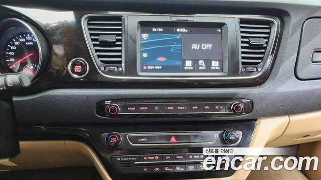 Kia The New Carnival id 2500296 из Кореи 7