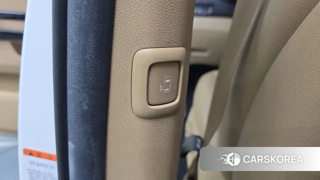 Kia The New Carnival id 3004789 из Кореи 7