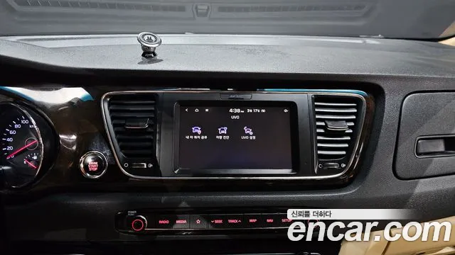 Kia The New Carnival id 2510860 из Кореи 7