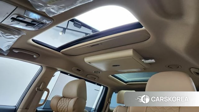 Kia The New Carnival id 4294969 из Кореи 7