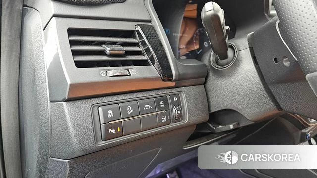 Ssangyong The New Rexton Sports Cannes id 4433353 из Кореи 7