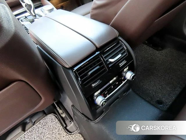 BMW 5 Series (G30) id 4836853 из Кореи 7