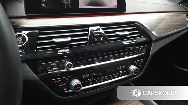 BMW 5 Series (G30) id 4610207 из Кореи 7