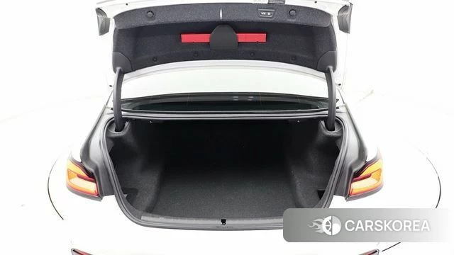 BMW 5 Series (G30) id 3898691 из Кореи 7