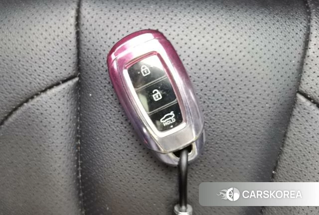 Hyundai Elantra id 4374614 из Китая 7