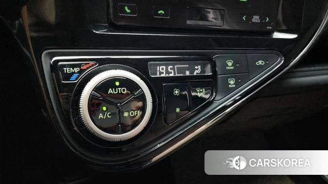 Toyota Prius C id 3912029 из Кореи 7