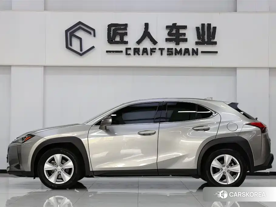 Lexus UX id 4685910 из Китая 7