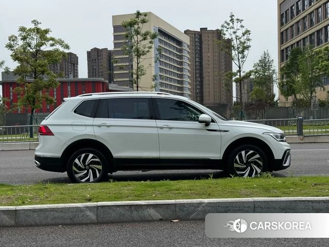 Volkswagen Tiguan L id 4298072 из Китая 7