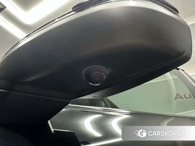 Audi Q5L id 4394097 из Китая 7