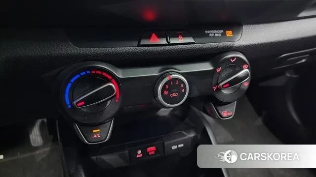 Kia Stonic id 3038705 из Кореи 7