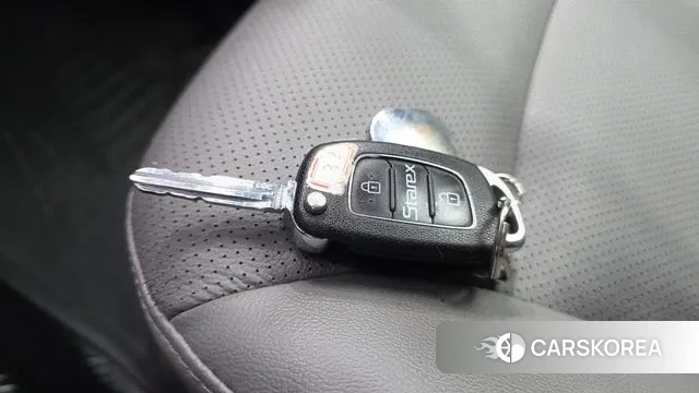 Hyundai The New Grand Starex id 3766765 из Кореи 7